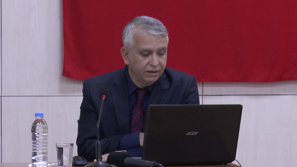 erhan aydın.png